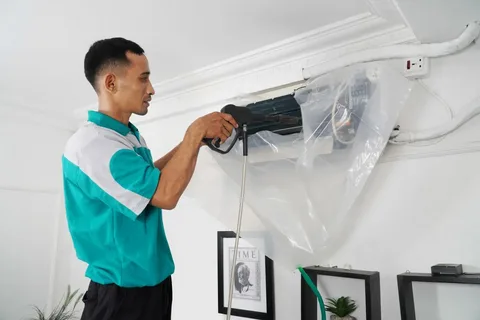 AC Cleaning With NOOR CHILL TECH SERVICES IN BAHRAIN